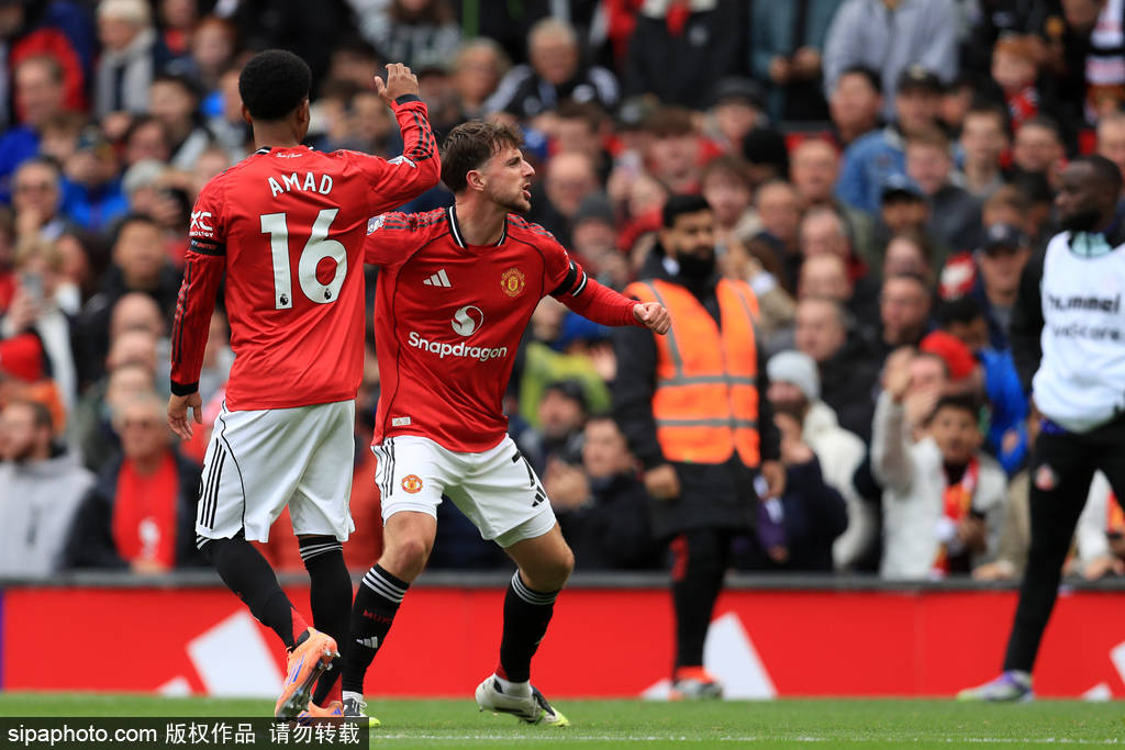 斯卢茨基：米内罗已经做好首发的准备，目前球队人员比较齐整（斯卢茨基称米内罗已具备首发条件，球队阵容基本齐整）